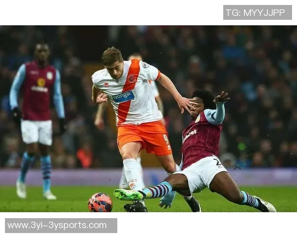 基德赞扬凯莱布马丁在防守和进攻中的出色表现与创造机会能力