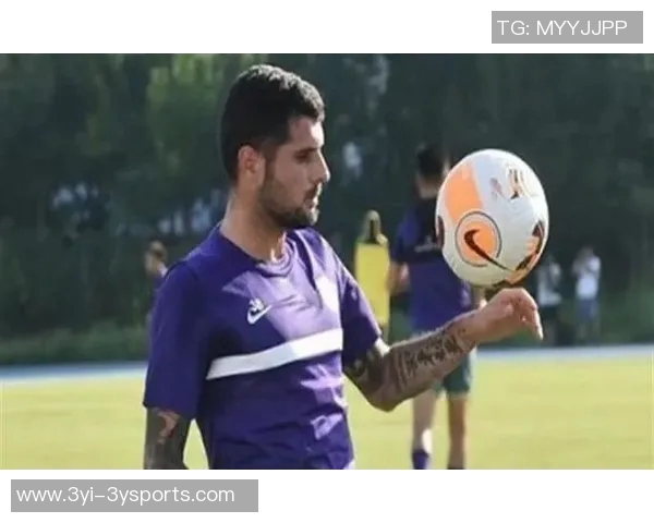 前瓜帅助教盛赞阿隆索未来教练潜力他渴望学习与成长