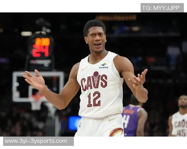 亨特表现出色第三节独得11分全场15投7中贡献19分三分球命中率高达375